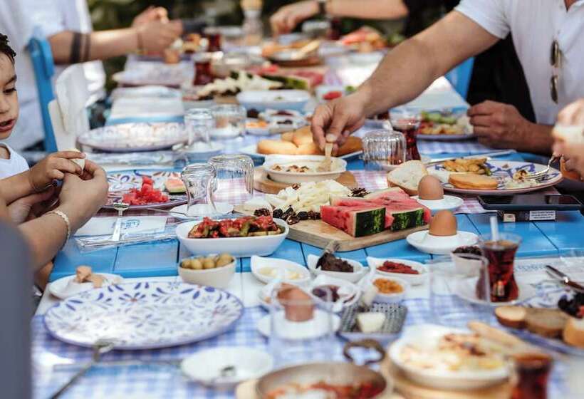 住宿加早餐  Trend Blue Boutique Otel