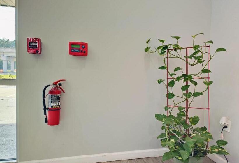 Champion Inn Motel By Oyo Hwy 59 Shepherd