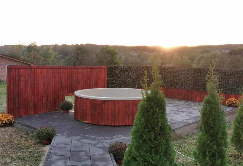 فندق Agropensiunea La Bunici