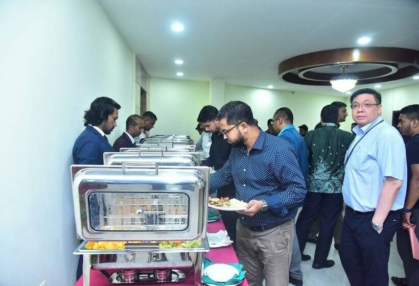 هتل Crystal Rose   Sylhet