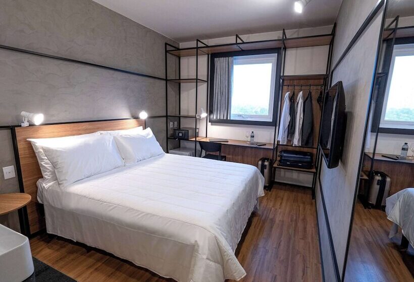 Отель Ibis Guarapuava