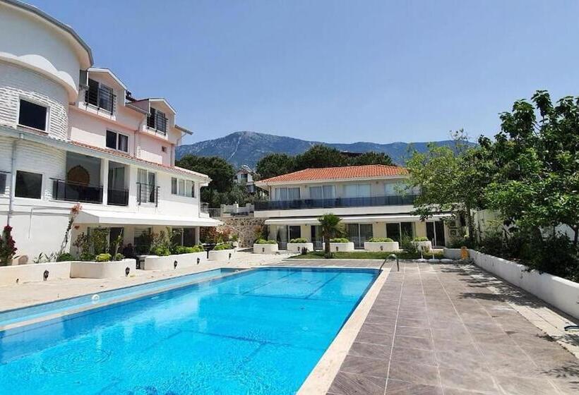 בית מלון כפרי Near Oludeniz Beach Cozy Room With Kitchen