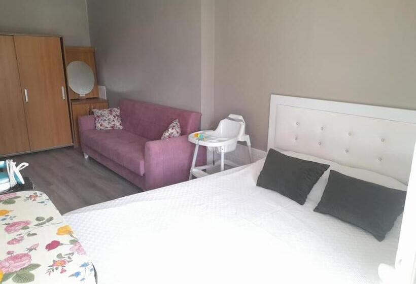 ホテル Near Oludeniz Beach Cozy Room With Kitchen