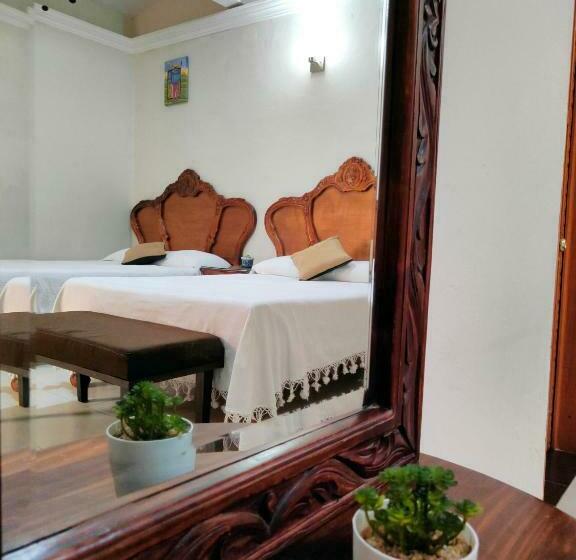 Capital O Hotel Patio Pombo