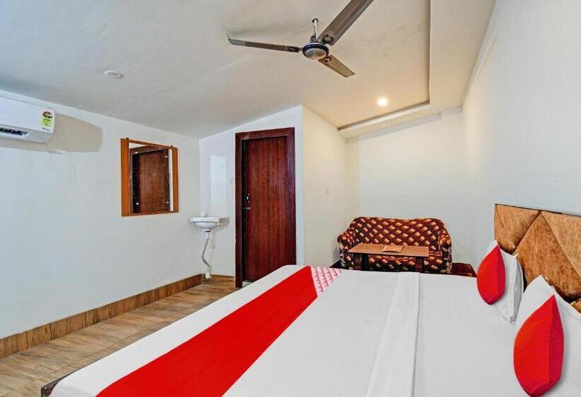 בית מלון כפרי Collection O Hindustan Vila