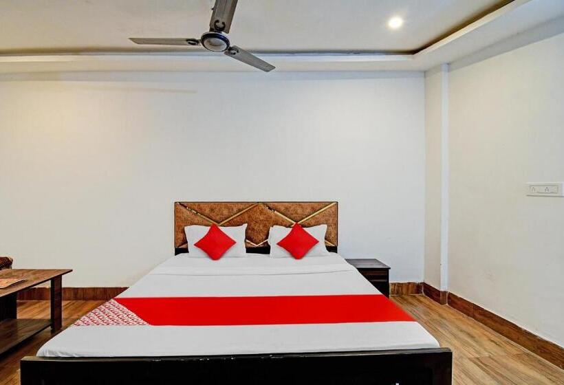 בית מלון כפרי Collection O Hindustan Vila