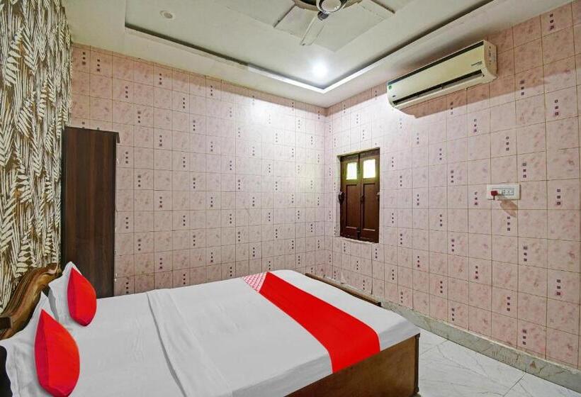 בית מלון כפרי Collection O Hindustan Vila