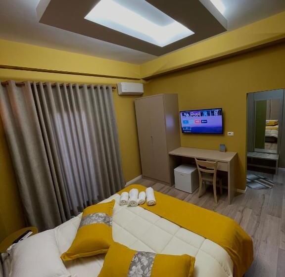 בית מלון כפרי Xhelili