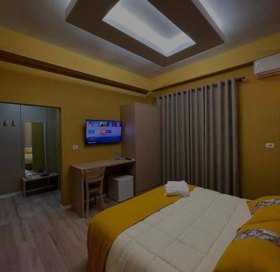 בית מלון כפרי Xhelili