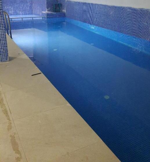 Mi̇dyat Ladi̇nos Otel