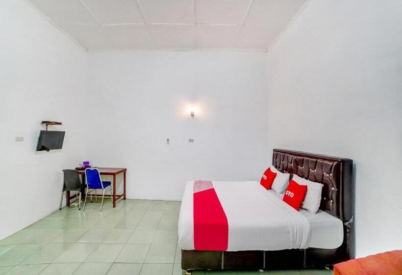 Oyo 90834 Hotel Anugrah