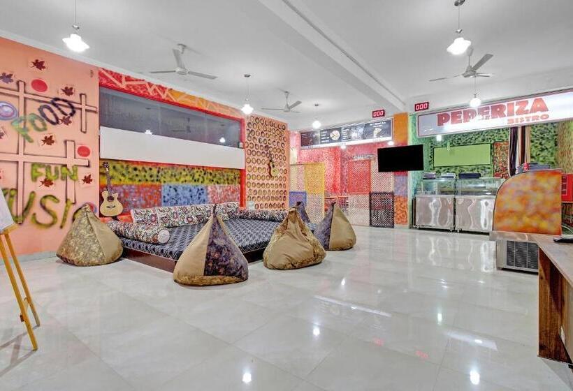 O 84461 Hotel Shaani Resort