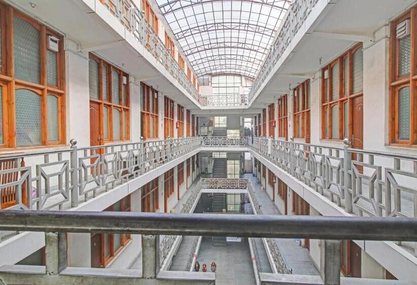 O 84461 Hotel Shaani Resort