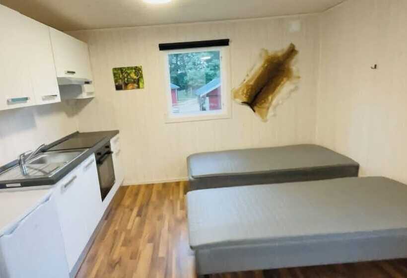 פנסיון Stuga   Ulvereds Hjorthägn