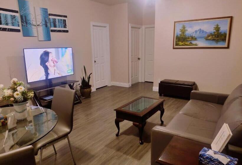 膳宿费 Greenleaf 2 Bdrm 1bth Suite & Private Entry