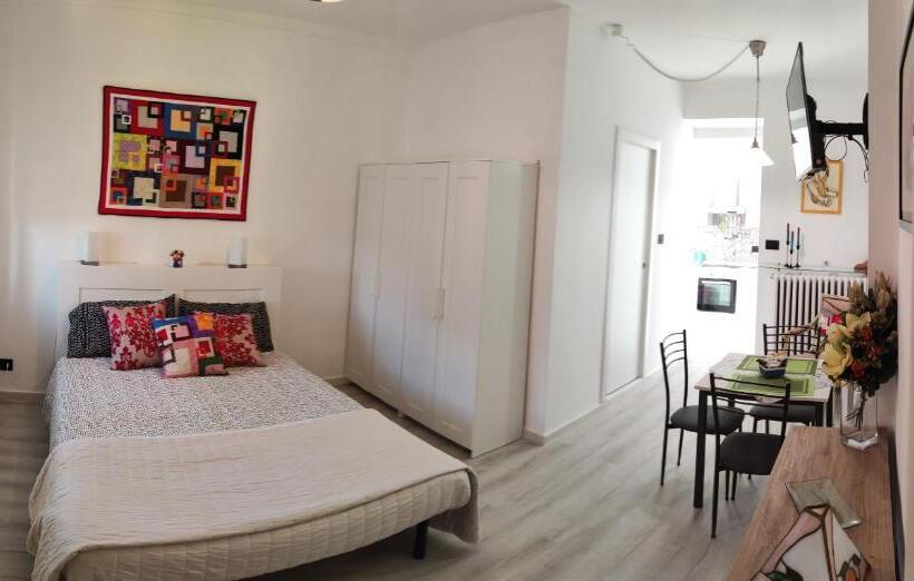 بنسيون Villa Nina