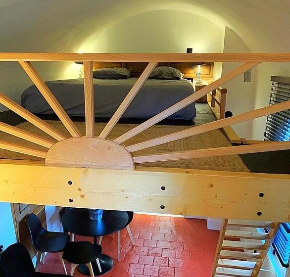 بنسيون Le Petit Chapitre