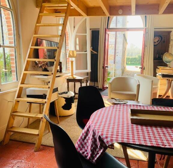 بنسيون Le Petit Chapitre