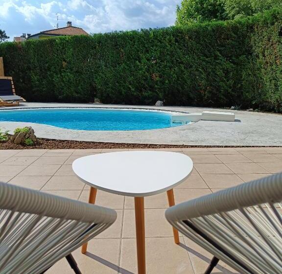 펜션 Picnic Room And Pool