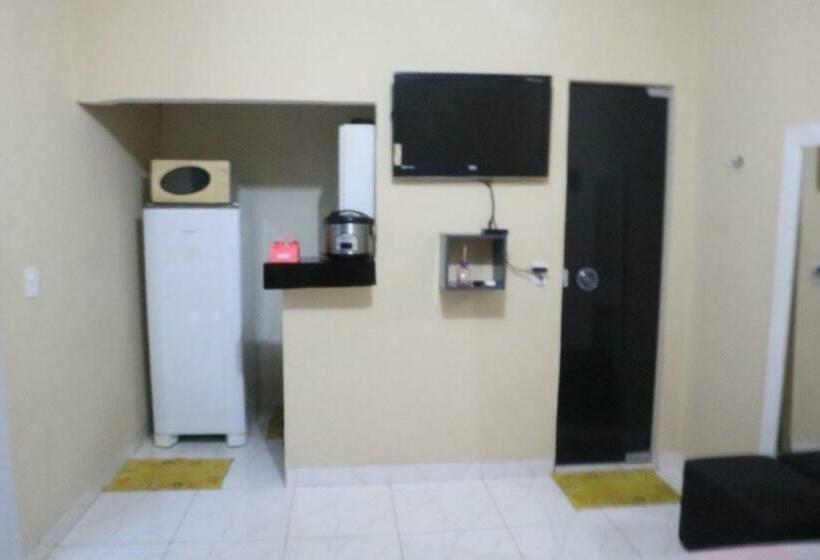 Пансион Capim De Ouro Quartos Mobiliados A Minutos Do Aeroporto