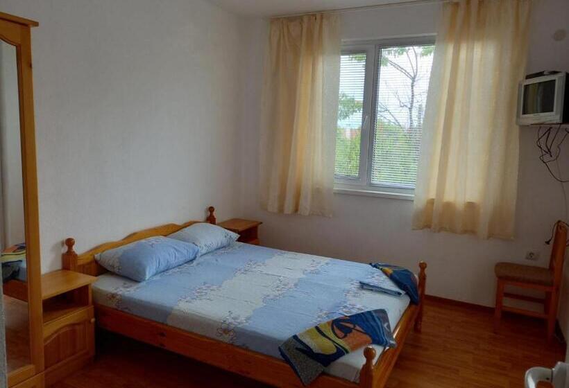 펜션 Vili Marina Rooms