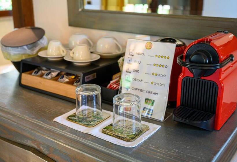 פנסיון Villa Pusiana