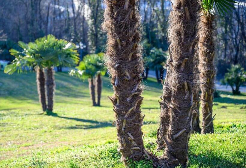 פנסיון Villa Pusiana