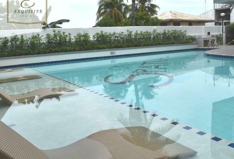 הוסטל Aimee Exquisite Spaces