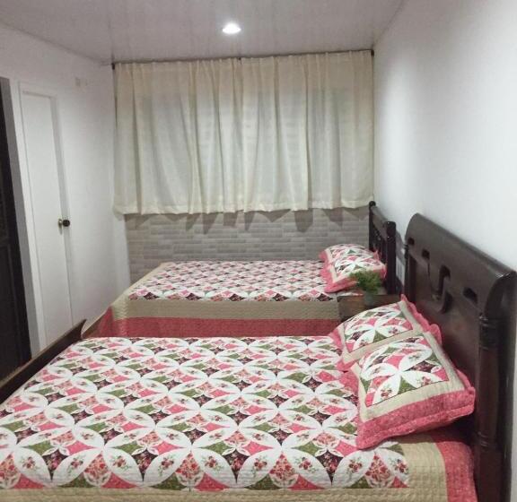 ユースホステル Casa D  Linda