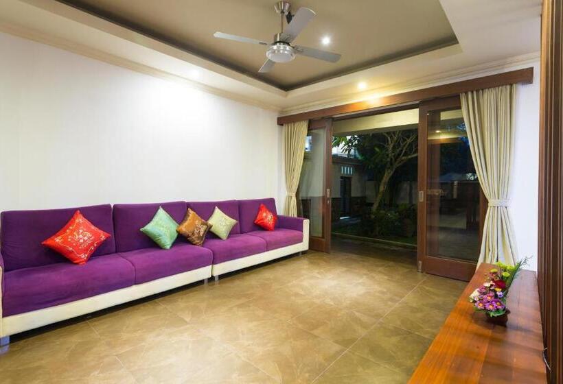 הוסטל Villa Sabasanti Gianyar