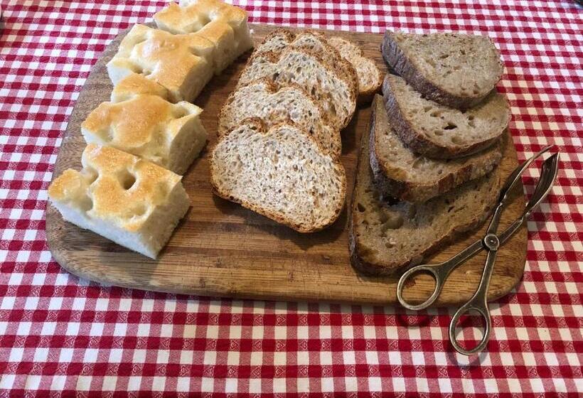 Bed and Breakfast Castello Del Poderetto