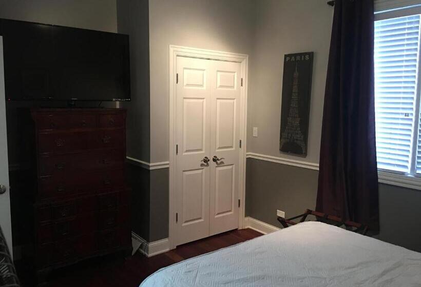 مبيت وإفطار Just Minutes From Downtown Chicago