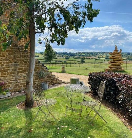 مبيت وإفطار Stunning  Room With A View