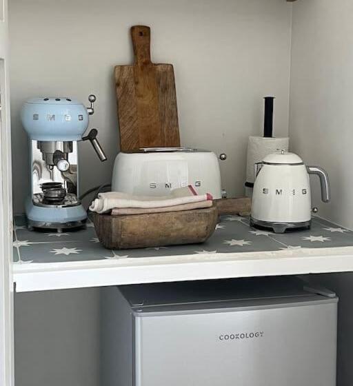 مبيت وإفطار Stunning  Room With A View