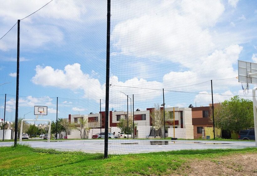 住宿加早餐 Suites Apodaca