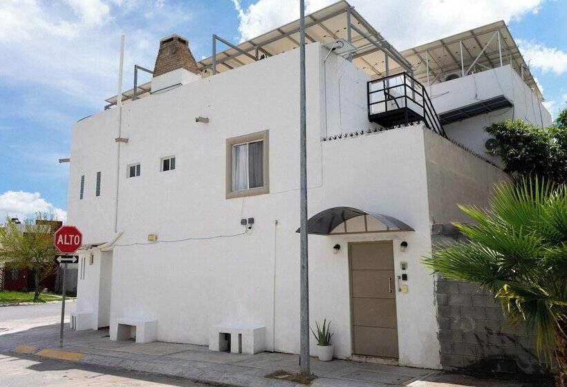 住宿加早餐 Suites Apodaca