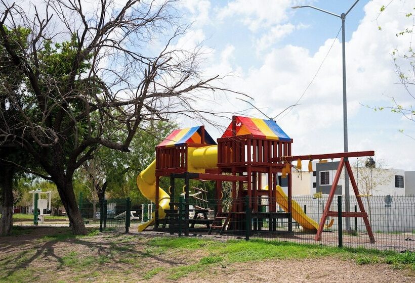 住宿加早餐 Suites Apodaca