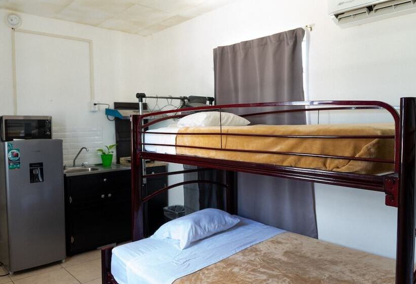 住宿加早餐 Suites Apodaca