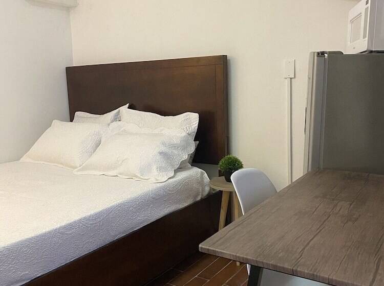 住宿加早餐 Suites Apodaca