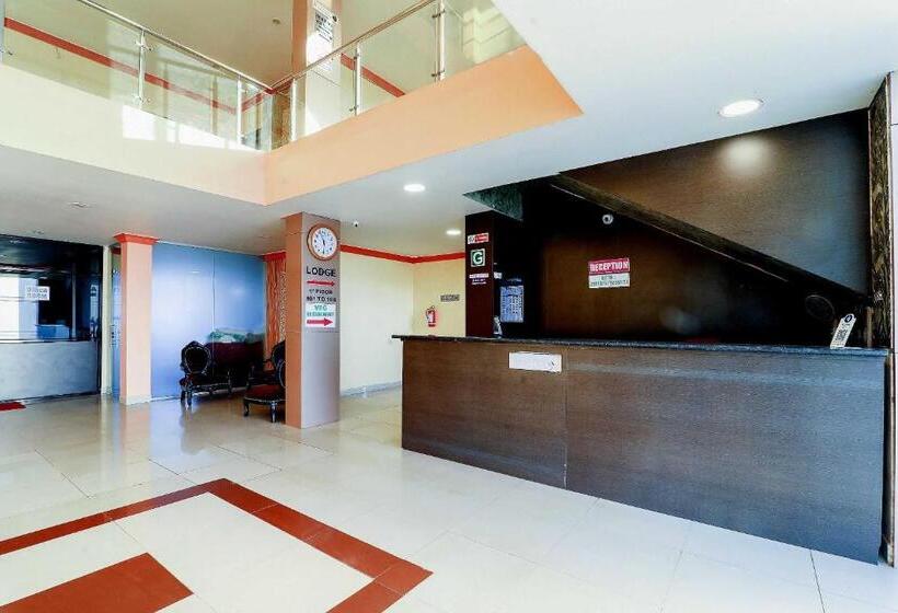 Collection O Hotel Green Tree