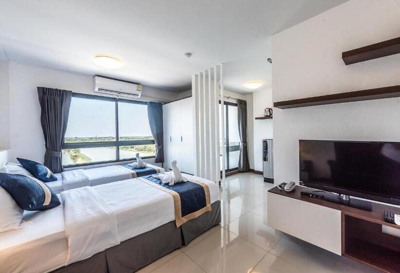 Отель Dahla Avenue Suvarnabhumi