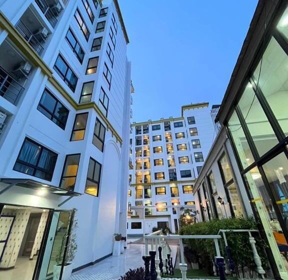 Отель Dahla Avenue Suvarnabhumi