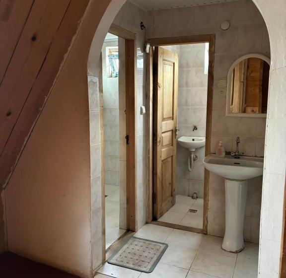 هتل Guest House Bee