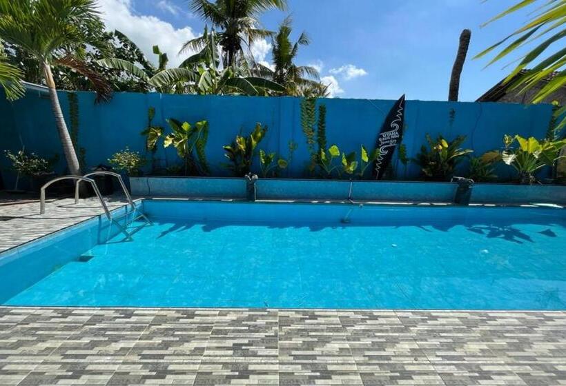 هتل Capital O 92615 Villa Utama D Alas Purwo