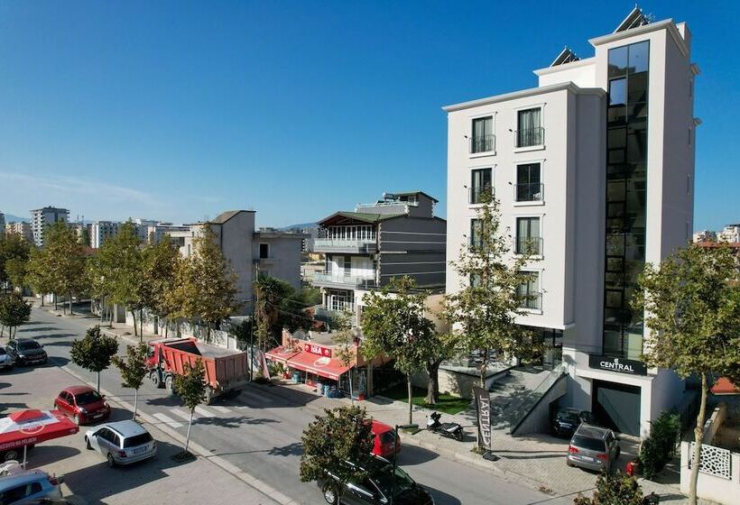 בית מלון כפרי Central