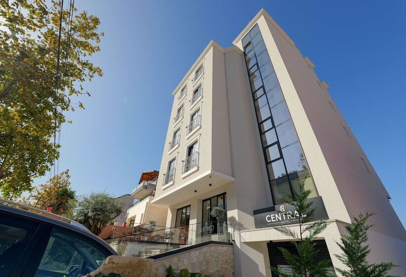 בית מלון כפרי Central