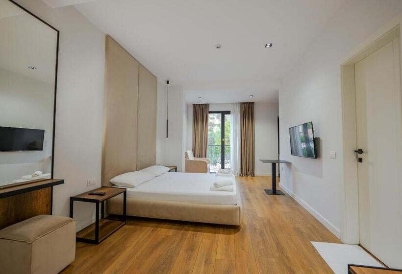 בית מלון כפרי Central