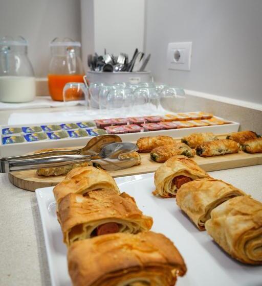 בית מלון כפרי Central