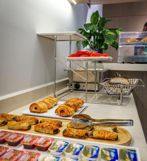 בית מלון כפרי Central