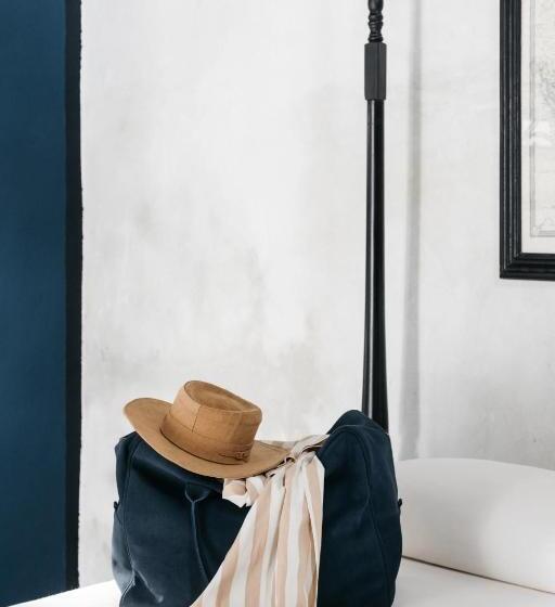 هتل Coqui Coqui Meson De Malleville Valladolid